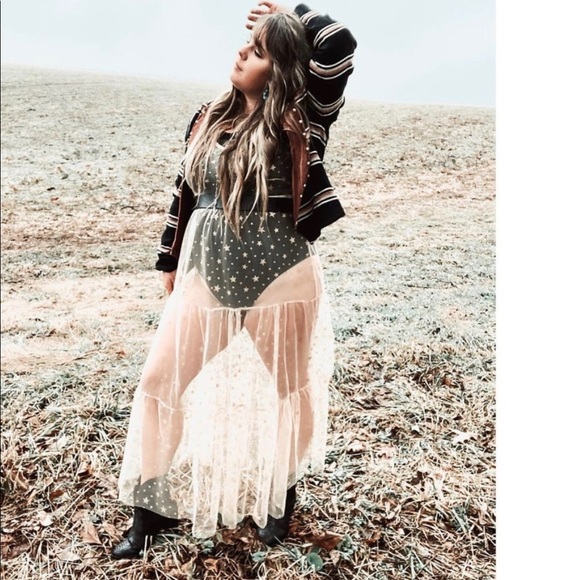 Dresses & Skirts - Dress